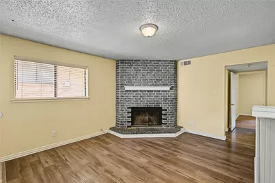 125 Allen Crest Drive, White Settlement, TX 76108 - Photo 3