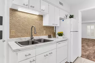 11332 Park Central Pl, Dallas, TX 75230 - Photo 5