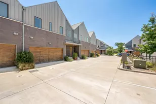9118 Prado Ln, Dallas, TX 75220 - Photo 23