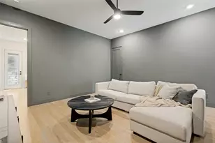 9118 Prado Ln, Dallas, TX 75220 - Photo 9
