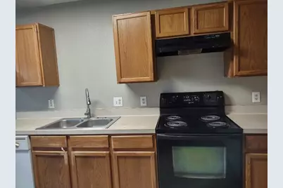 617 Stonewall Drive, Grand Prairie, TX 75052 - Photo 1