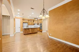 4046 E Hill Dr, Irving, TX 75038 - Photo 9