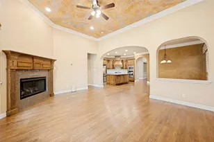 4046 E Hill Dr, Irving, TX 75038 - Photo 7