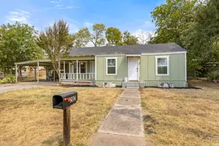 207 E 4th St, Weatherford, TX 76086 - Photo 23