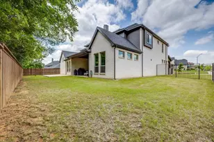 801 Toby Trl, Mansfield, TX 76063 - Photo 23