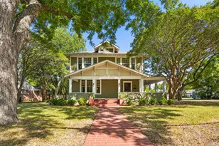 400 W Gilmer St, Ennis, TX 75119 - Photo 9