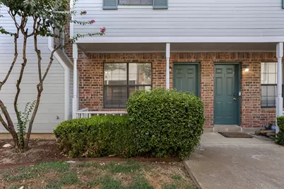 929 W Hickory Street #A8, Denton, TX 76201 - Photo 3