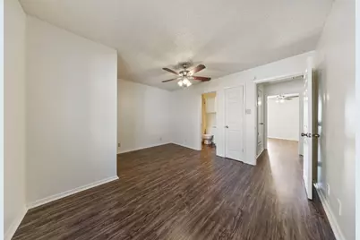 929 W Hickory Street #A8, Denton, TX 76201 - Photo 19