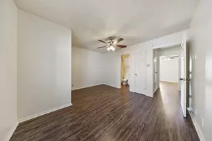 929 W Hickory St, Denton, TX 76201 - Photo 19