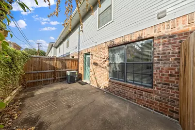 929 W Hickory Street #A8, Denton, TX 76201 - Photo 23
