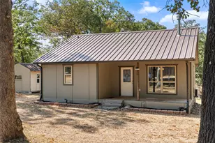 211 David Crockett Trail, Honey Grove, TX 75446 - Photo 3