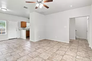 1512 Yellowbird Ct, DeSoto, TX 75115 - Photo 5