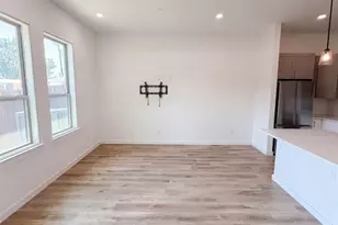 1020 17th St, Plano, TX 75074 - Photo 3