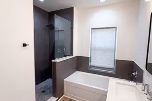 1020 17th St, Plano, TX 75074 - Photo 13