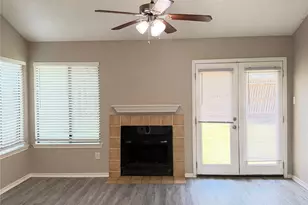 6008 Glenwood Dr, Arlington, TX 76017 - Photo 5