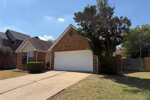6008 Glenwood Dr, Arlington, TX 76017 - Photo 3