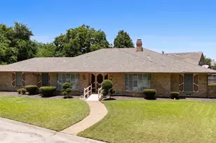 501 Jouette St, Farmersville, TX 75442 - Photo 1