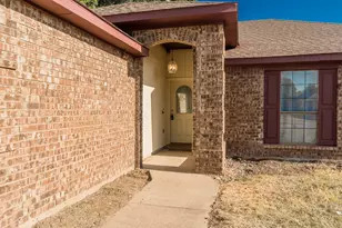 6545 Meadowlark Ln E, Watauga, TX 76148 - Photo 3