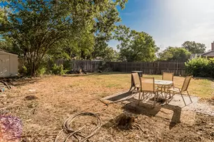 6545 Meadowlark Ln E, Watauga, TX 76148 - Photo 25