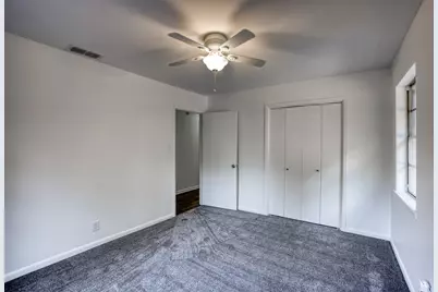 130 Hillcrest Drive, Palestine, TX 75801 - Photo 15