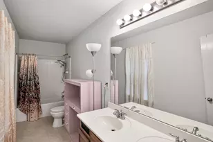 2752 Maegen Cir, Fort Worth, TX 76112 - Photo 33