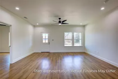 205 E Laura Avenue, Quinlan, TX 75474 - Photo 1
