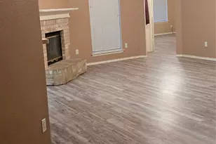 1912 Chapman Dr, Lancaster, TX 75134 - Photo 5