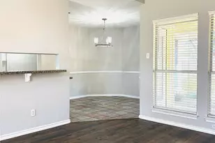 1310 McAnear Ct, Cleburne, TX 76033 - Photo 5