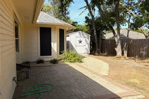 1310 McAnear Ct, Cleburne, TX 76033 - Photo 21