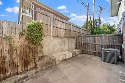 929 W Hickory Street #A2, Denton, TX 76201 - Photo 21