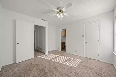 929 W Hickory Street #A2, Denton, TX 76201 - Photo 13