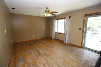 306 S Austin Street, Wolfe City, TX 75496 - Photo 7