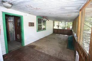 306 S Austin St, Wolfe City, TX 75496 - Photo 19