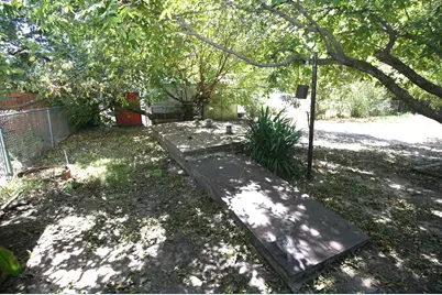 306 S Austin Street, Wolfe City, TX 75496 - Photo 27