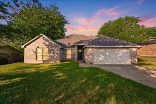 440 Pecan Dr, Aledo, TX 76008 - Photo 1