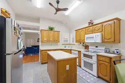 923 Newport Drive, Mesquite, TX 75149 - Photo 9