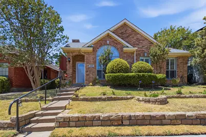923 Newport Drive, Mesquite, TX 75149 - Photo 1