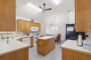 923 Newport Dr, Mesquite, TX 75149 - Photo 7