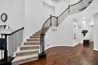 7831 Southfork Bend, Irving, TX 75063 - Photo 15