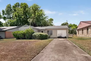 2225 Mayfair St, Ennis, TX 75119 - Photo 1