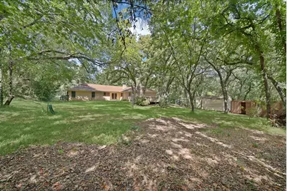 451 Cooks Lane, Fort Worth, TX 76120 - Photo 39