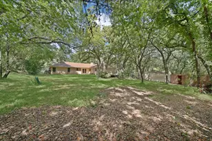 451 Cooks Ln, Fort Worth, TX 76120 - Photo 39