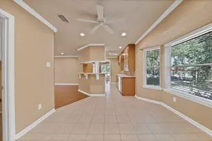 451 Cooks Ln, Fort Worth, TX 76120 - Photo 17