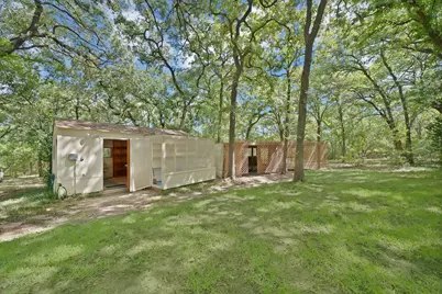 451 Cooks Lane, Fort Worth, TX 76120 - Photo 3