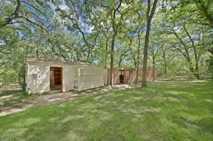 451 Cooks Ln, Fort Worth, TX 76120 - Photo 3
