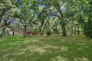 451 Cooks Ln, Fort Worth, TX 76120 - Photo 37