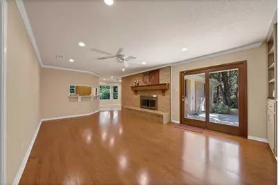 451 Cooks Lane, Fort Worth, TX 76120 - Photo 5