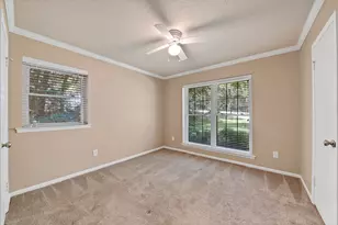 451 Cooks Ln, Fort Worth, TX 76120 - Photo 21