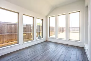 340 Moonvine Dr, Little Elm, TX 75068 - Photo 15
