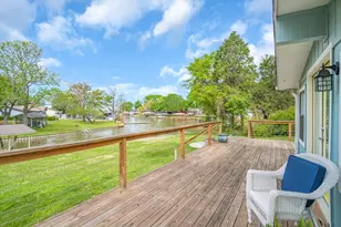 230 Shady Shores Dr, Mabank, TX 75156 - Photo 3